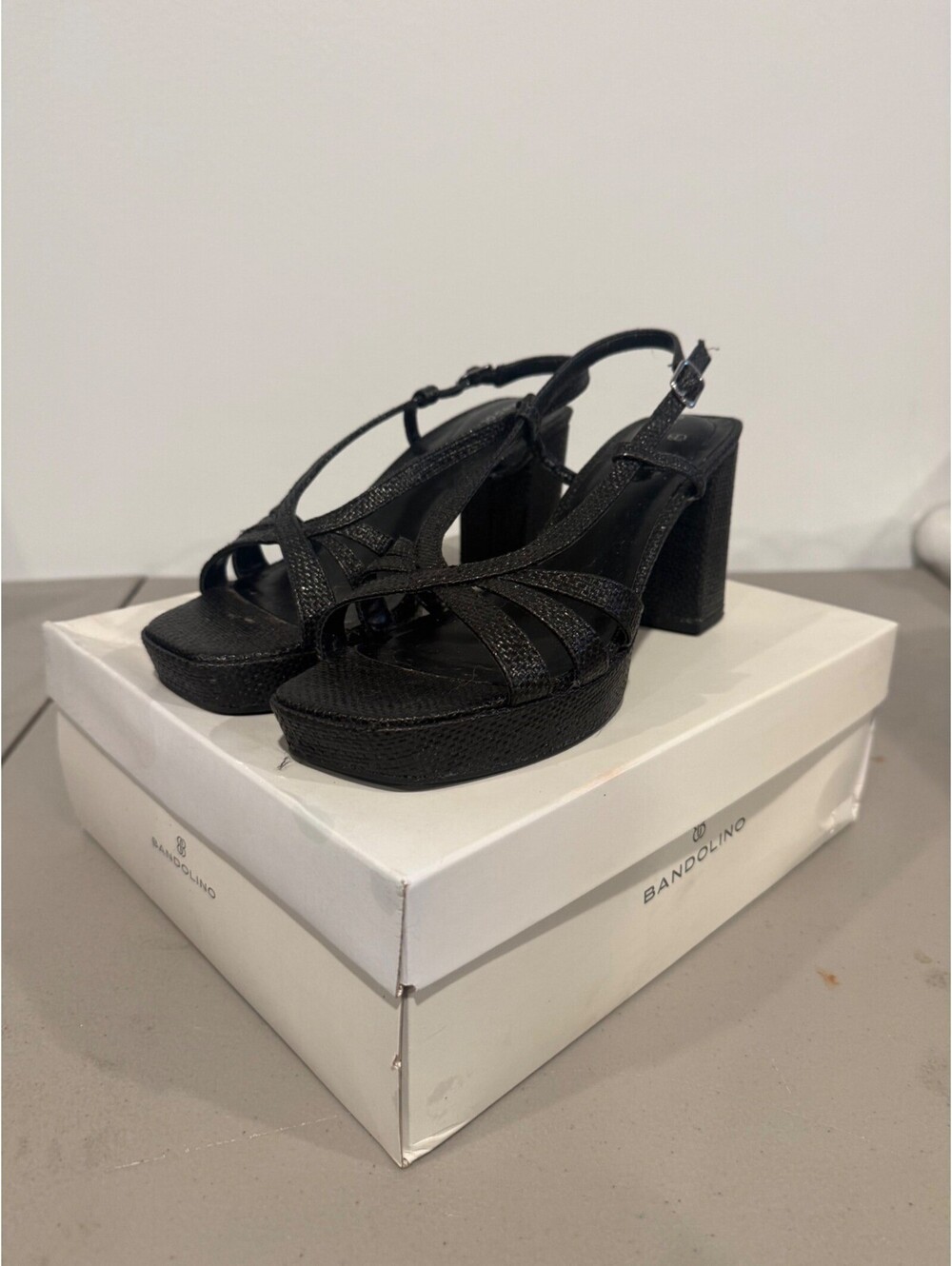 Bandolino Black Textured Platform Heels Size 8.5M